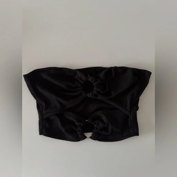 SHEIN MOOSTA O-RING LINKED CUT OUT TUBE TOP BLACK SIZE SMALL - Picture 5 of 8